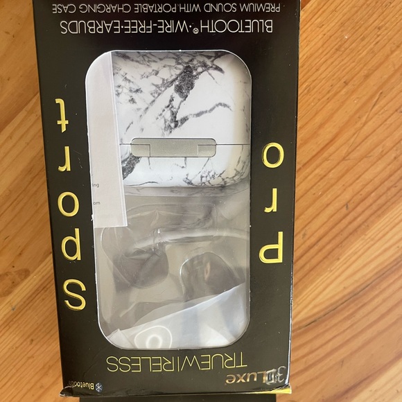 Lux True Wireless Earbuds - Marble White - Picture 4 of 4